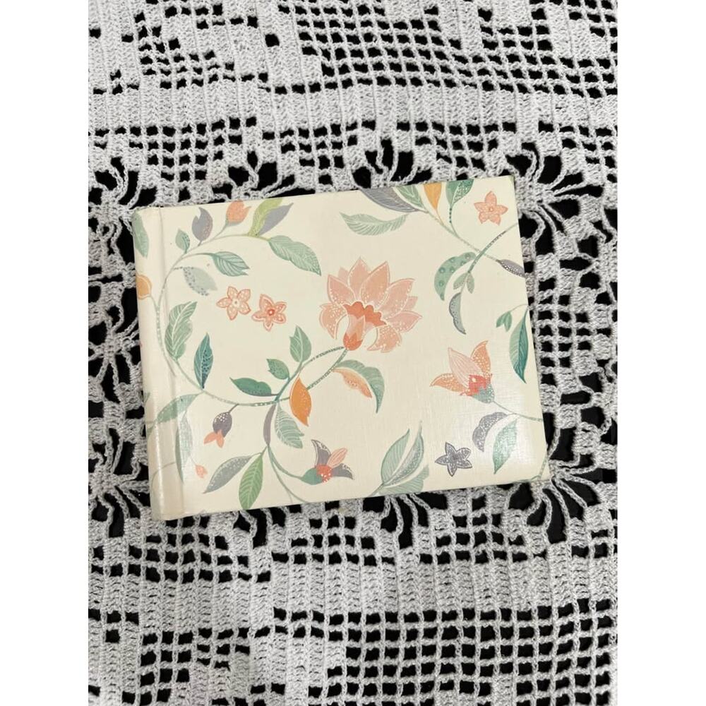 🌸 Vintage 1986 Hallmark Floral Mini Photo Album – Cottagecore Brag Book 🌸